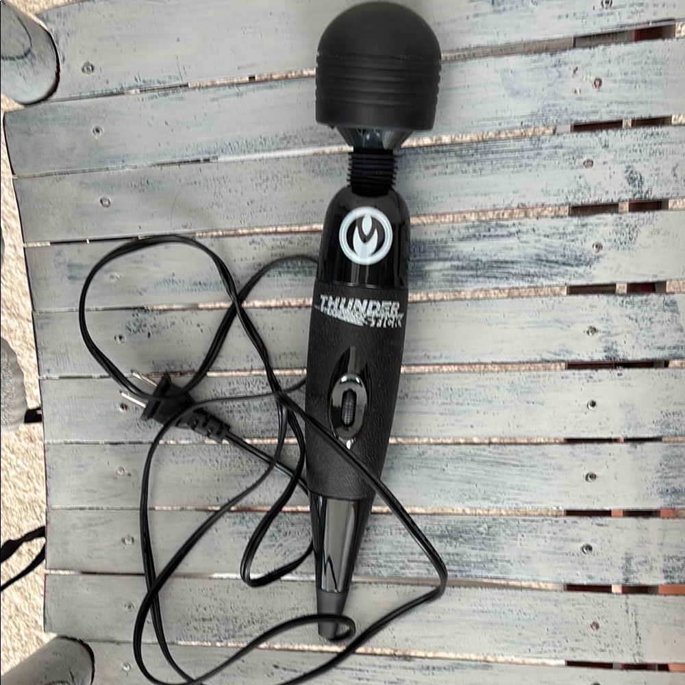 Black Thunderstick Massager